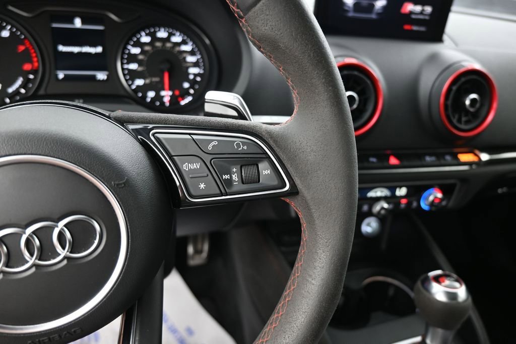 Used 2018 Audi RS 3 w/ Dynamic Package AWD/4WD image 36
