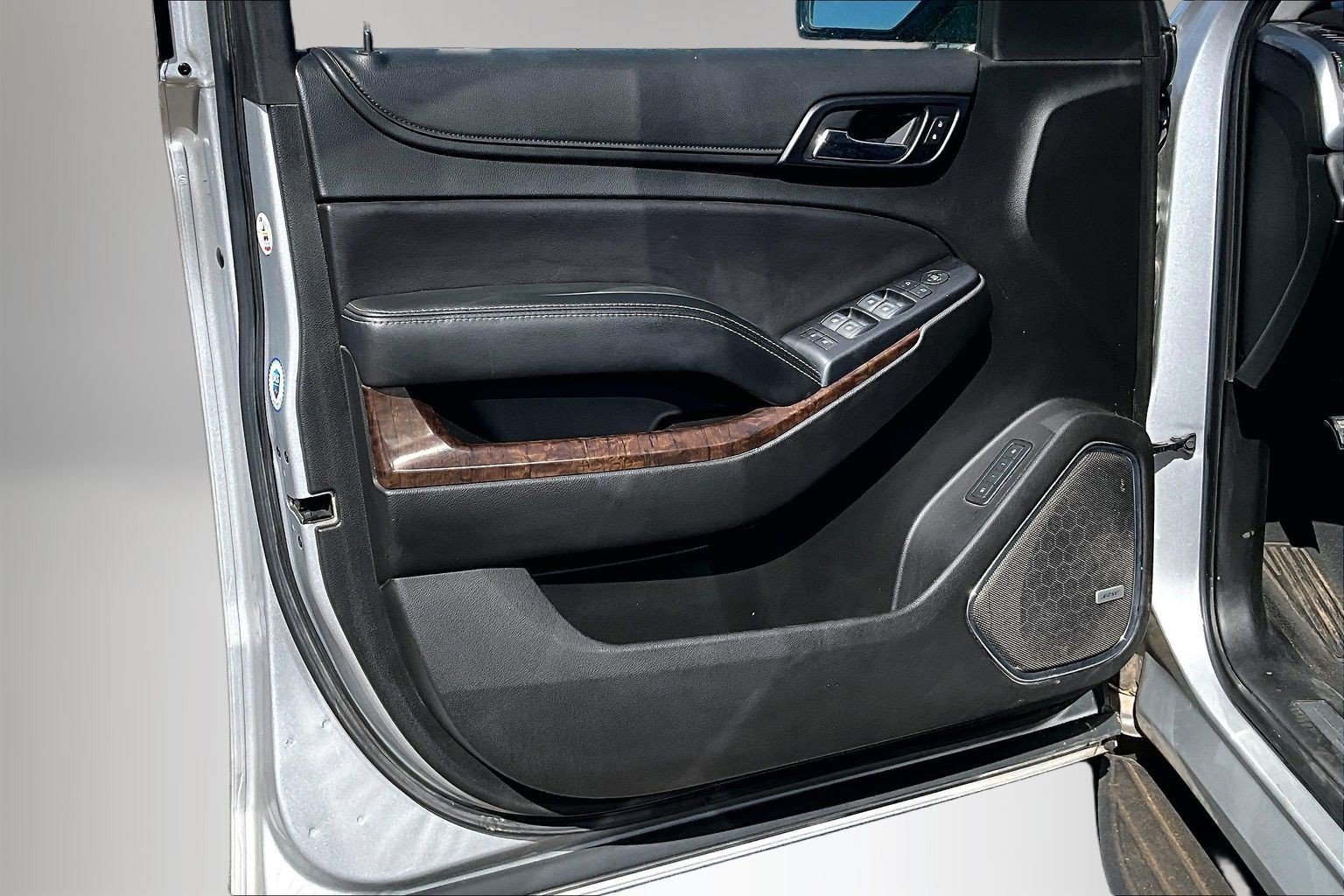 Used 2019 Chevrolet Suburban LT AWD/4WD image 20
