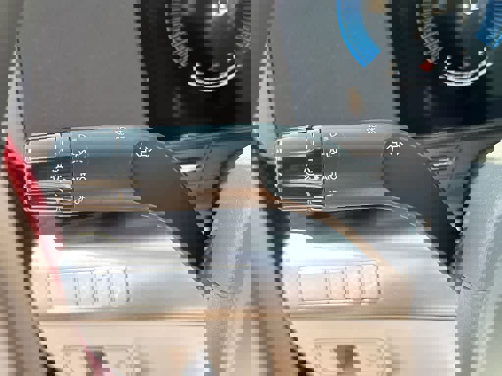 New 2025 Hyundai Kona SE image 26