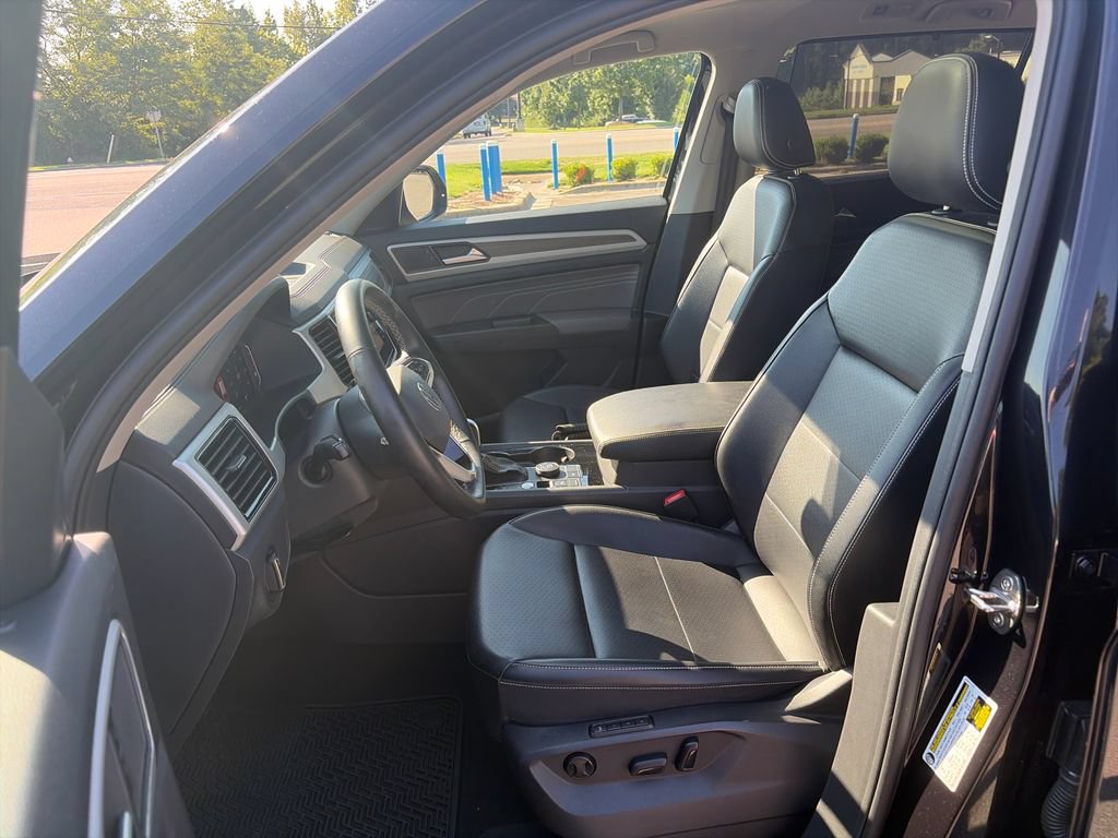 Used 2022 Volkswagen Atlas SEL AWD/4WD image 10