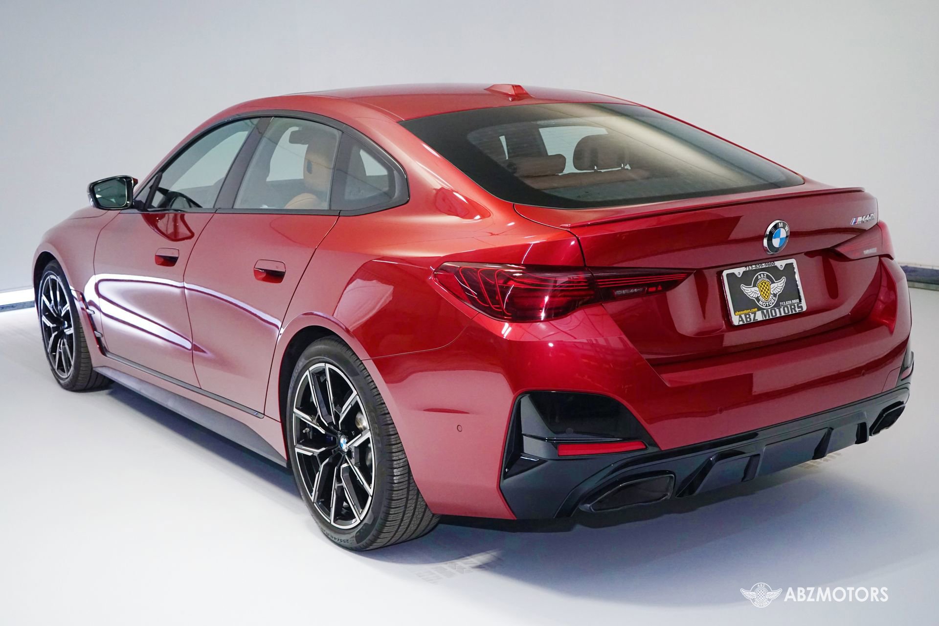 Used 2026 BMW M440i w/ Premium Package image 6