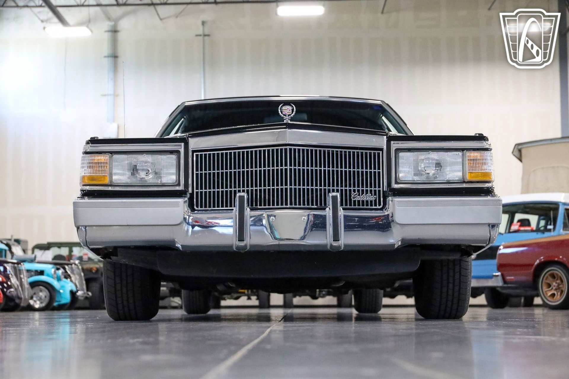 Used 1992 Cadillac Brougham image 8