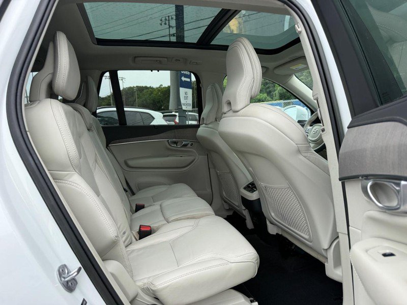 Certified 2023 Volvo XC90 B6 Ultimate w/ Protection Package AWD/4WD image 12