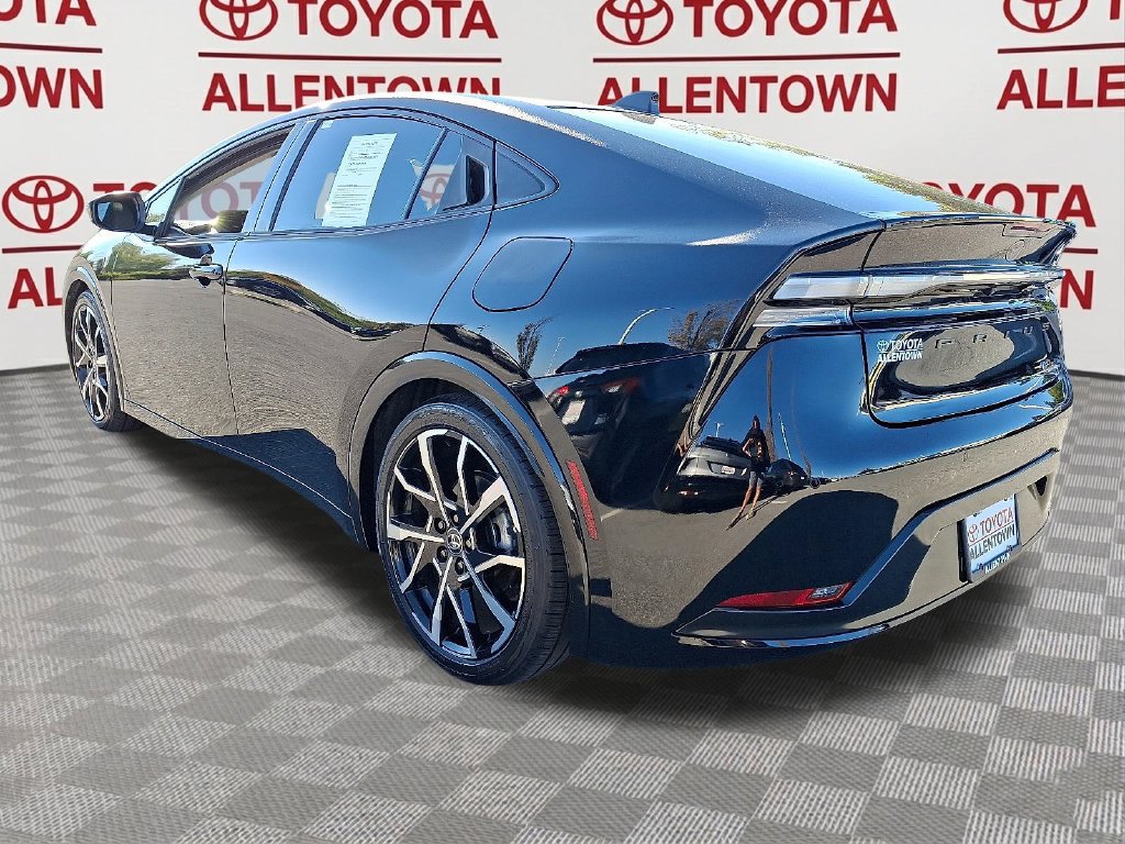 Used 2024 Toyota Prius Prime FWD image 6