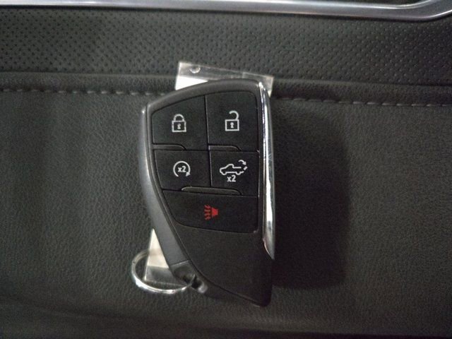 Used 2022 Chevrolet Silverado 1500 LTZ image 37