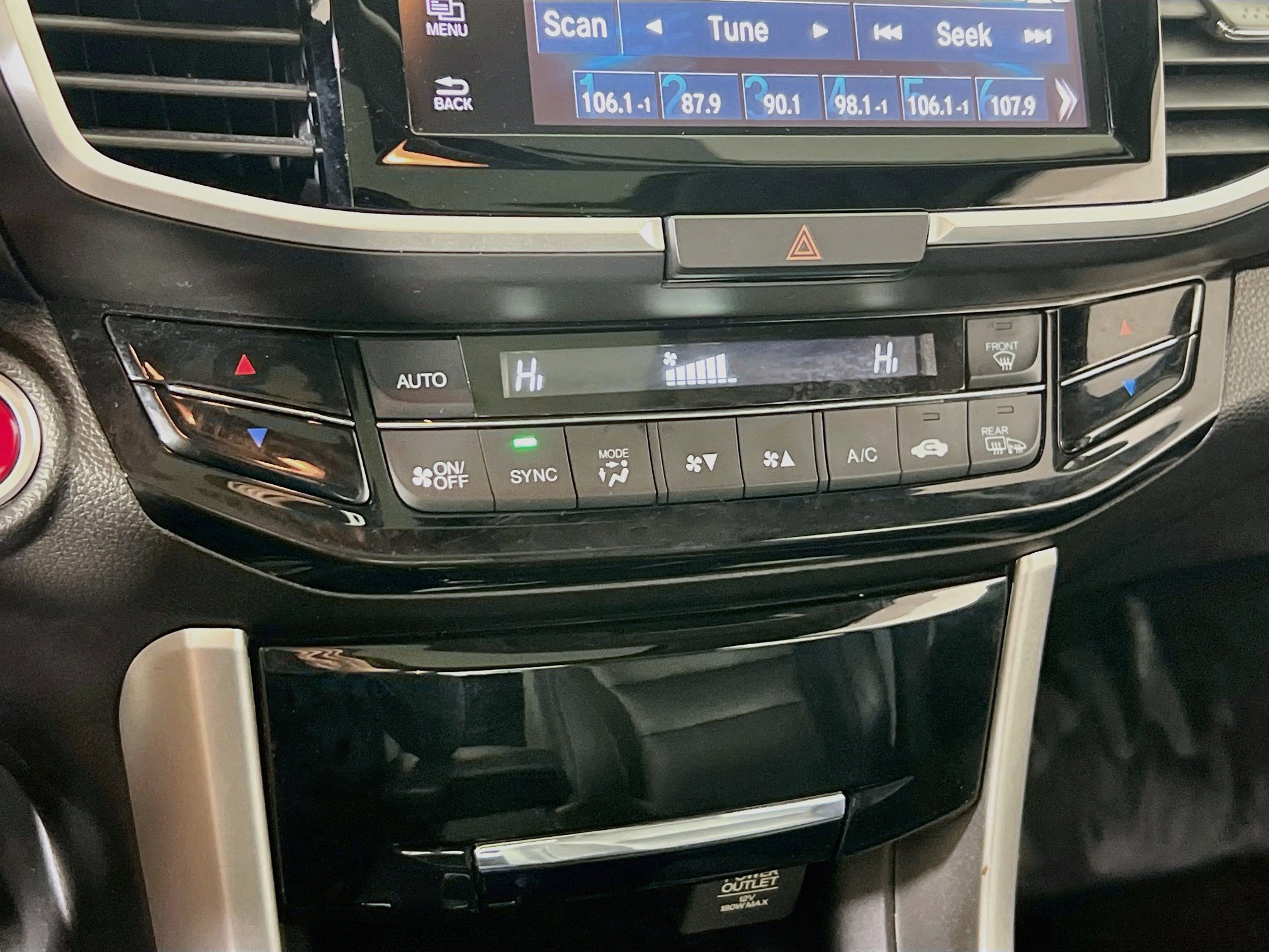 Used 2017 Honda Accord EX-L image 15