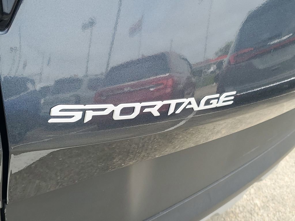 Used 2023 Kia Sportage EX FWD image 27