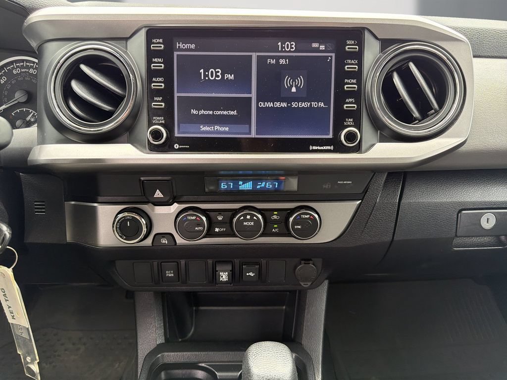 Used 2022 Toyota Tacoma SR5 AWD/4WD image 17