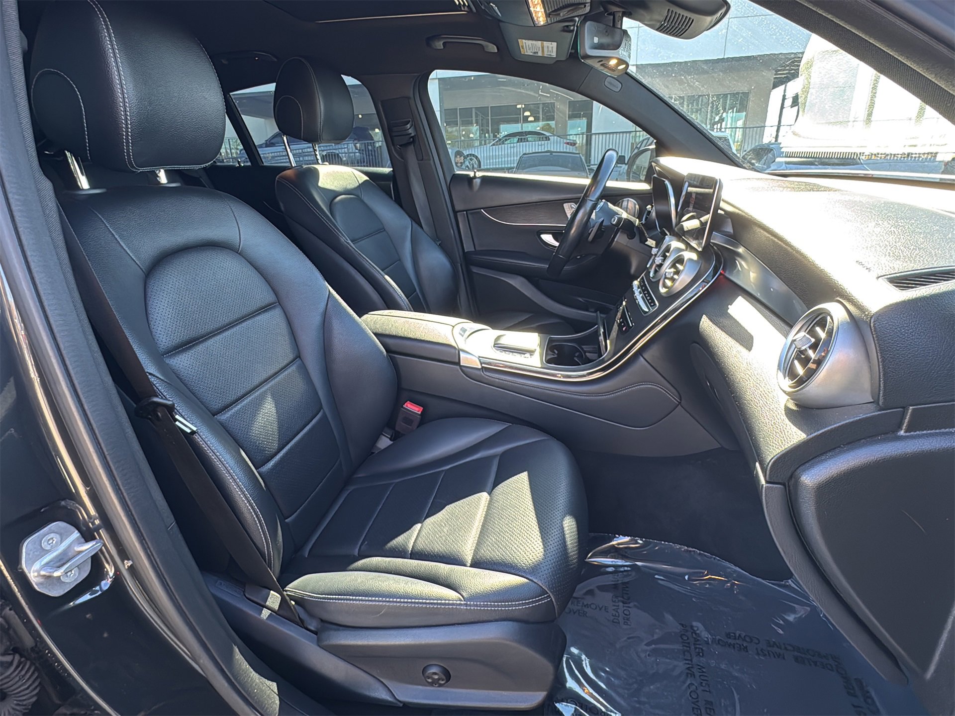 Used 2021 Mercedes-Benz GLC 300 4MATIC Coupe image 24