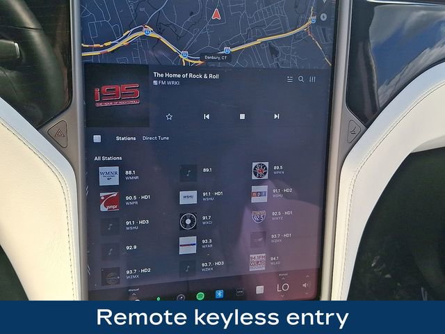 Used 2020 Tesla Model X Long Range image 11