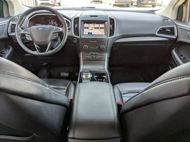 Used 2019 Ford Edge SEL w/ Equipment Group 201A image 4