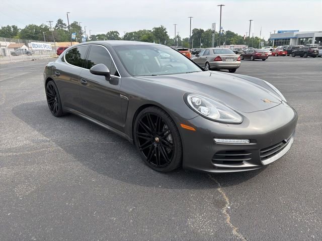 Used 2014 Porsche Panamera S RWD image 5