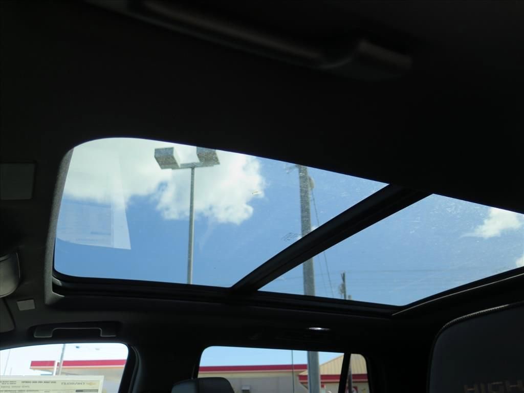 New 2026 Chevrolet Tahoe High Country image 9