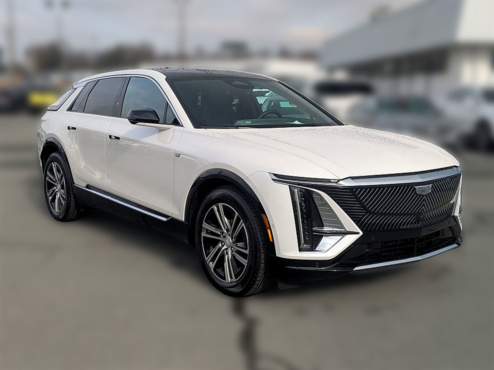 Certified 2025 Cadillac Lyriq Luxury image 3
