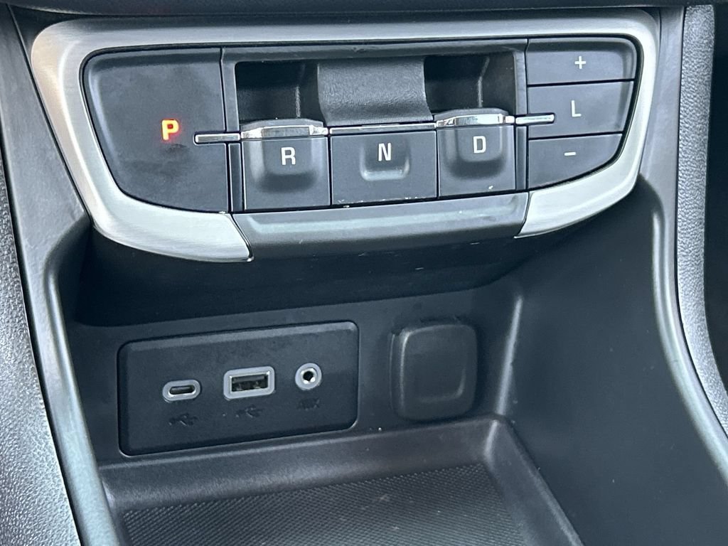 Used 2023 GMC Terrain SLE FWD image 16
