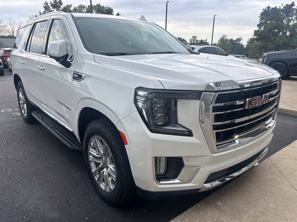 Used 2021 GMC Yukon SLT w/ SLT Luxury Plus Package AWD/4WD image 3