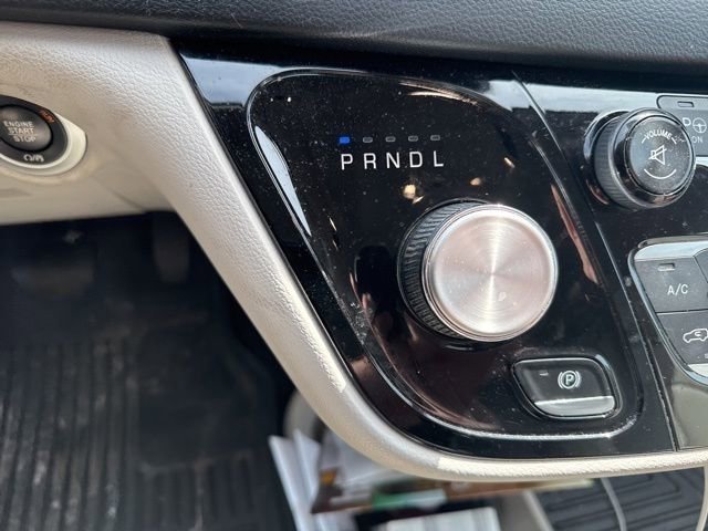 Used 2017 Chrysler Pacifica Touring-L Plus w/ Advanced Safetytec Group image 17