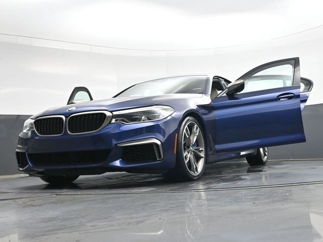 Used 2020 BMW M550i xDrive w/ Premium Package AWD/4WD image 42