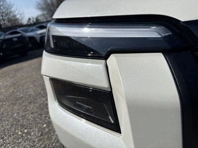 New 2026 Subaru Outback Limited XT AWD/4WD image 6