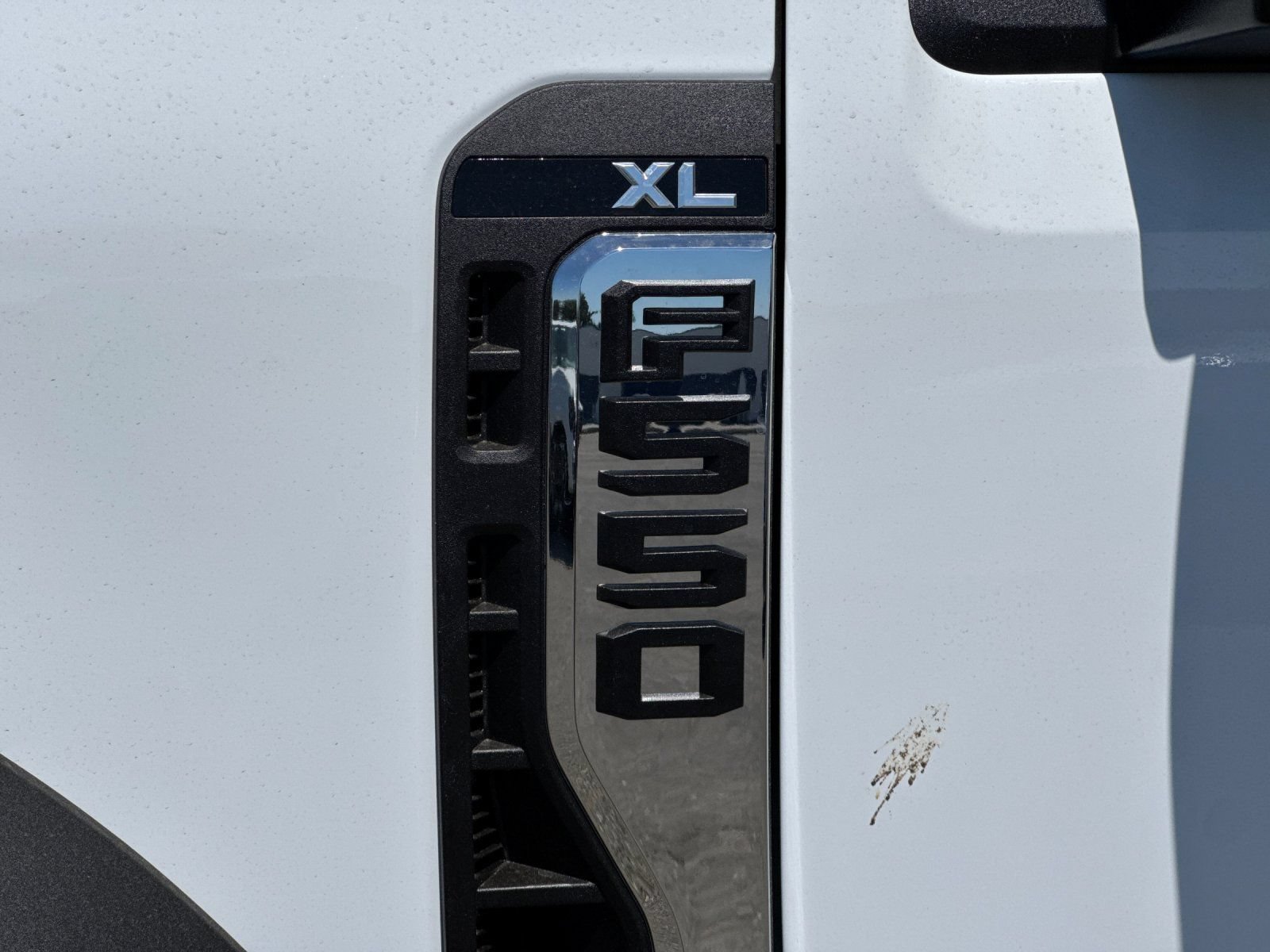 New 2026 Ford F550 2WD Regular Cab Super Duty image 27