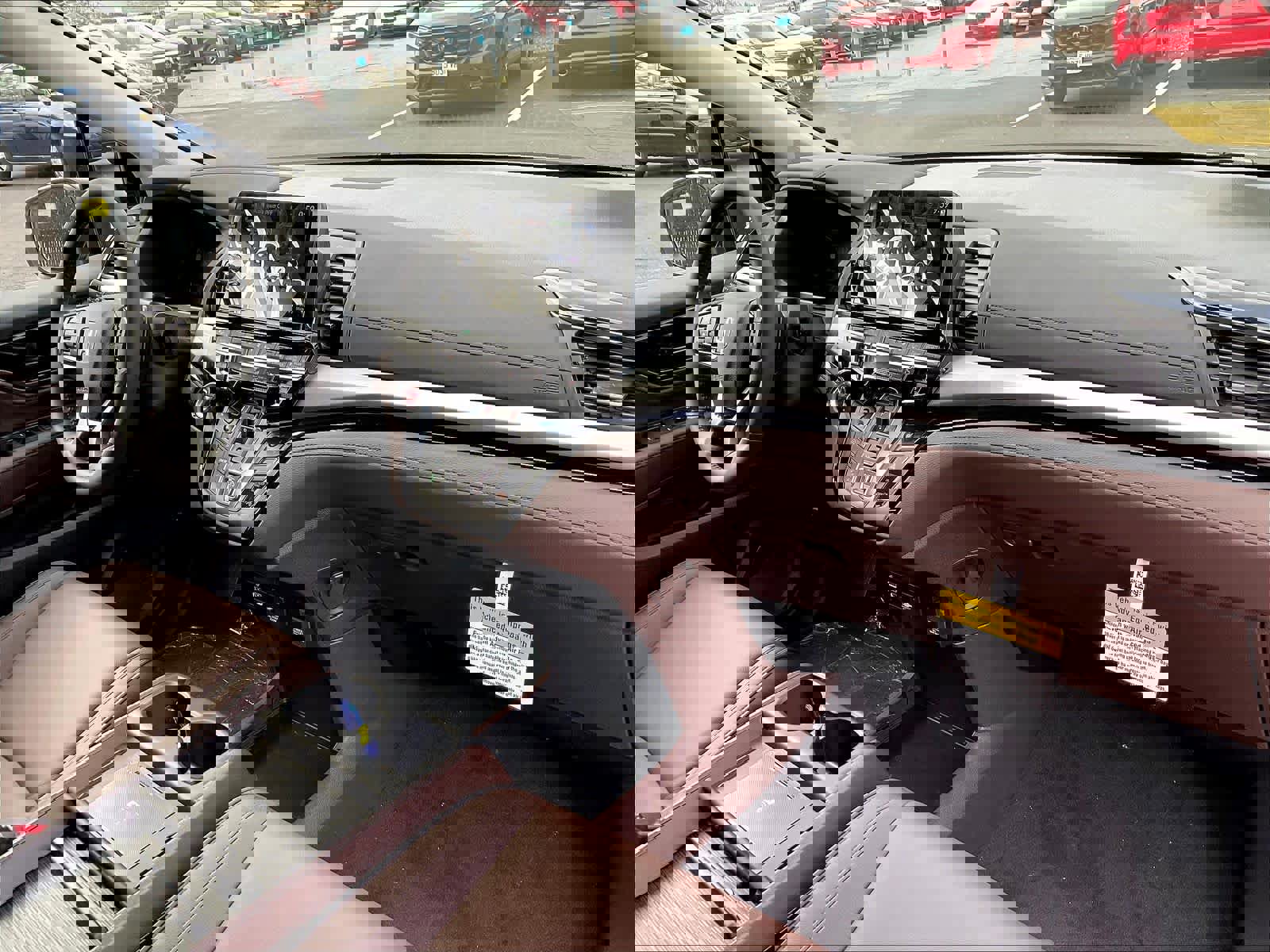 New 2026 Honda Odyssey Touring image 10