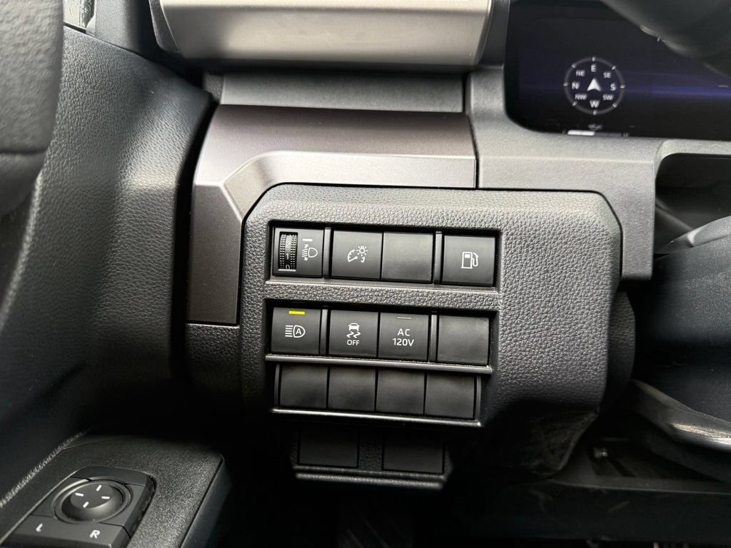 Used 2025 Toyota 4Runner TRD Sport AWD/4WD image 13