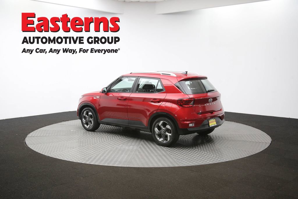 Used 2022 Hyundai Venue SEL image 62