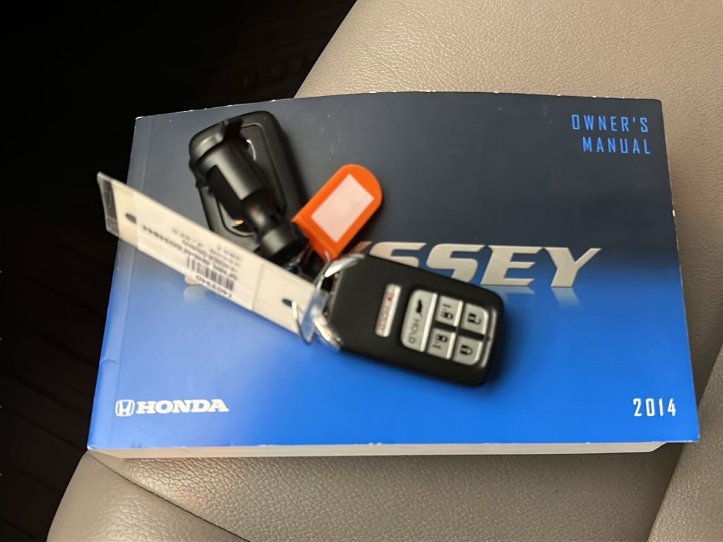 Used 2014 Honda Odyssey EX-L image 30