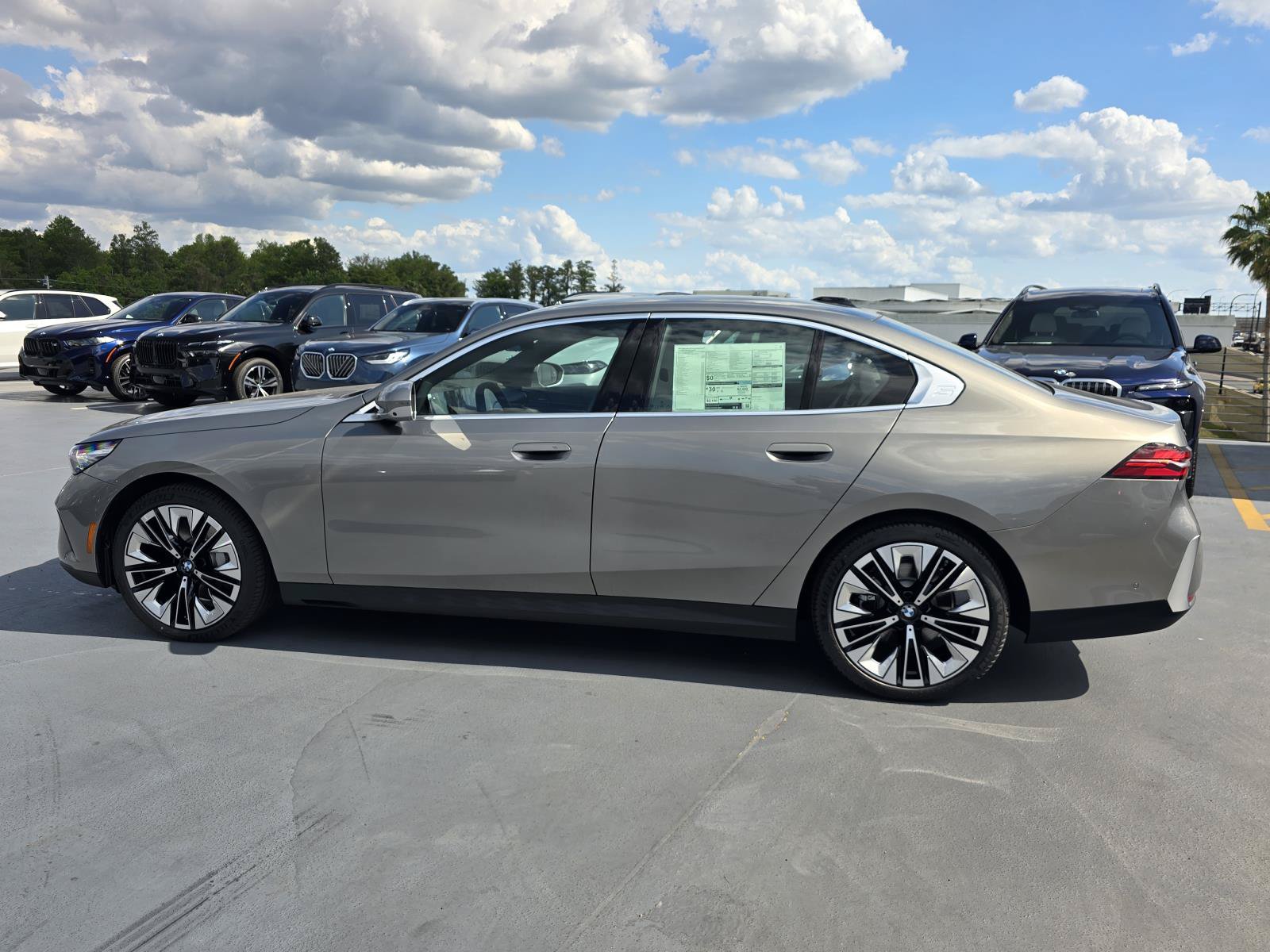 New 2026 BMW 530i xDrive w/ Executive Package AWD/4WD image 4