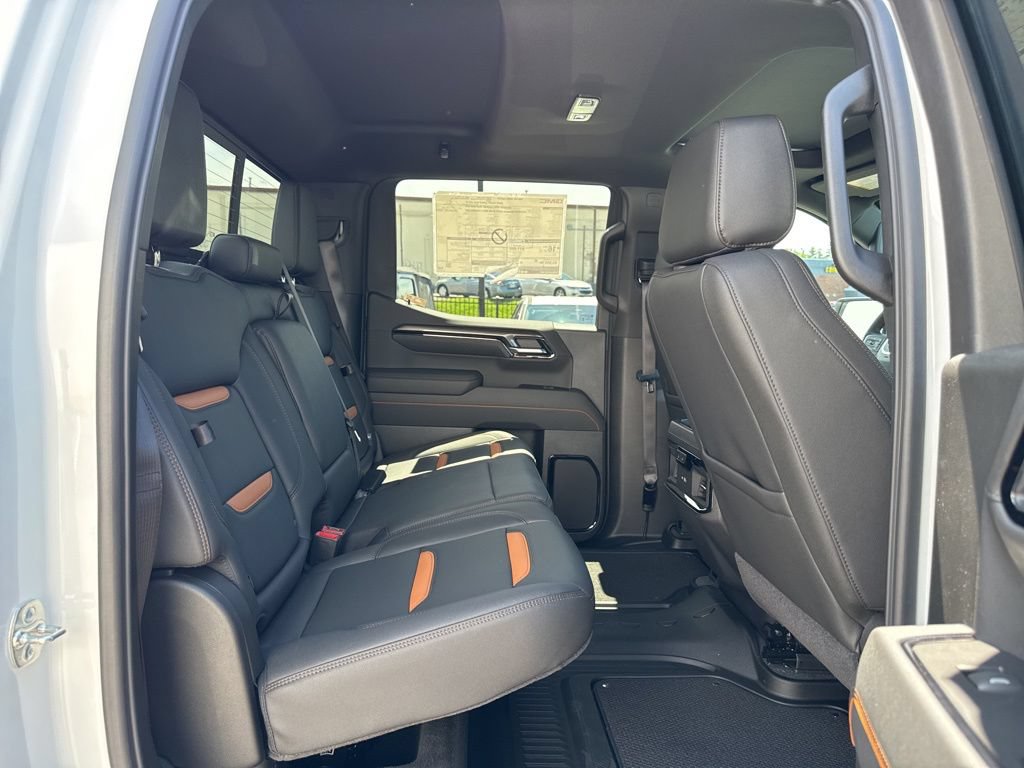 New 2026 GMC Sierra 1500 AT4 w/ AT4 Premium Package AWD/4WD image 27