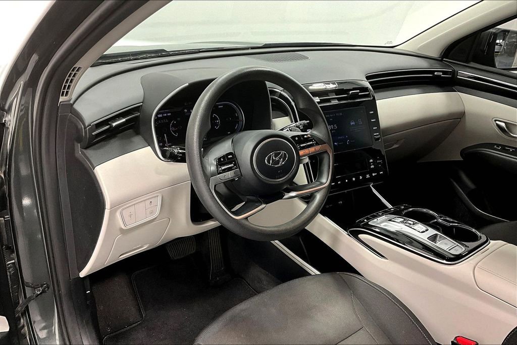 Used 2022 Hyundai Tucson Blue image 16