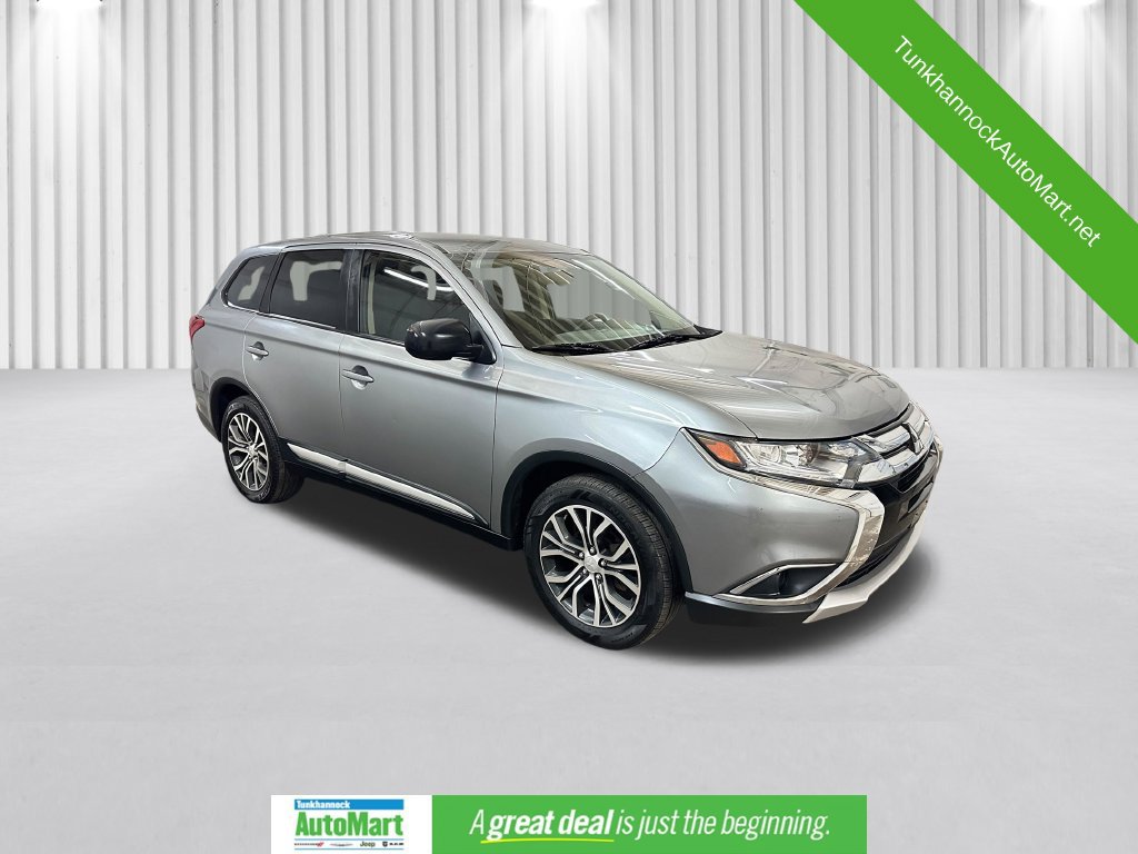 Used 2018 Mitsubishi Outlander AWD image 1