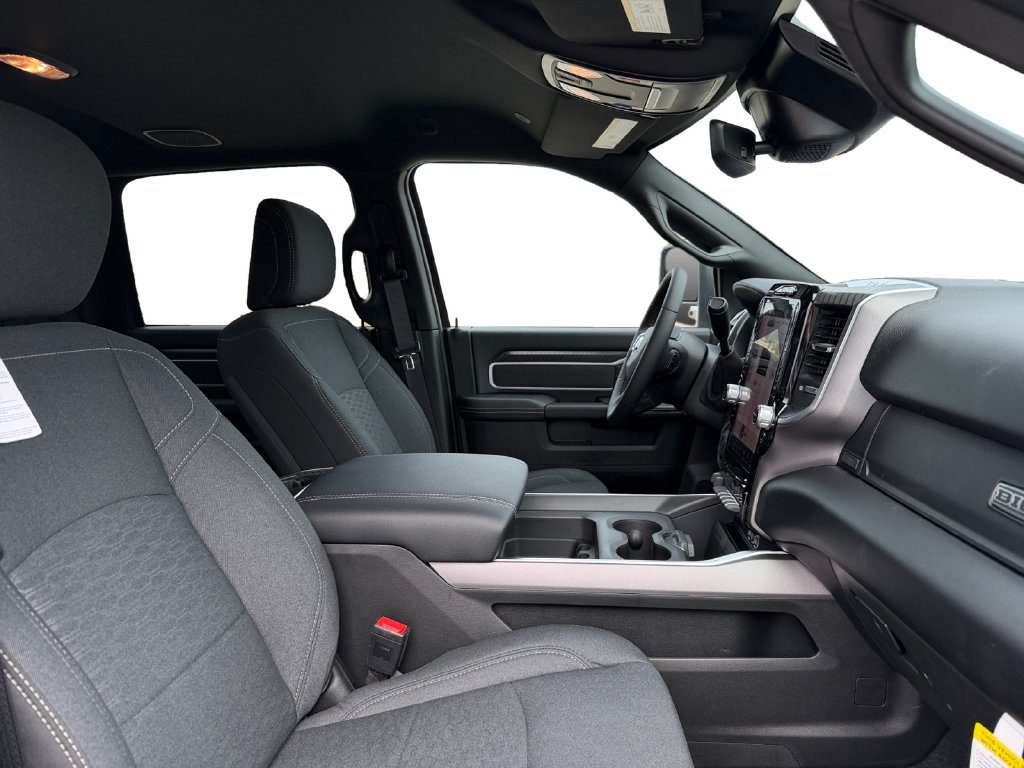 New 2026 RAM 2500 Big Horn AWD/4WD image 22
