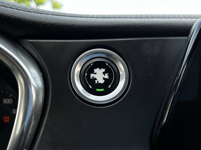 Used 2020 Chevrolet Blazer LT w/ Sound & Technology Package FWD image 23