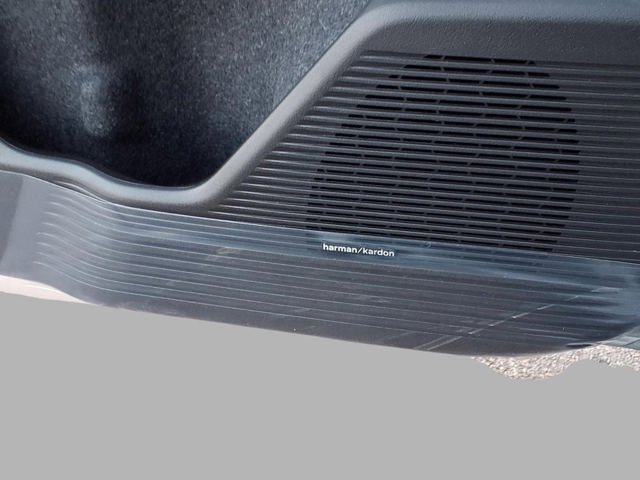 New 2026 Subaru Outback Limited image 32
