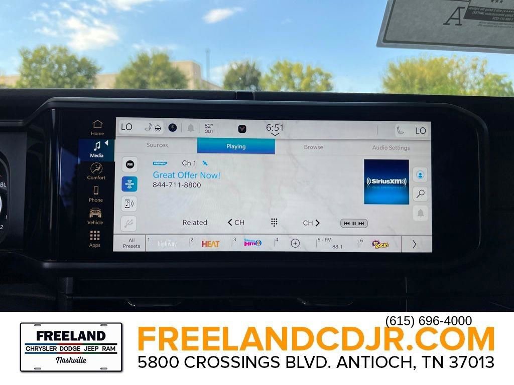 New 2025 Jeep Gladiator Mojave w/ Convenience Group image 27