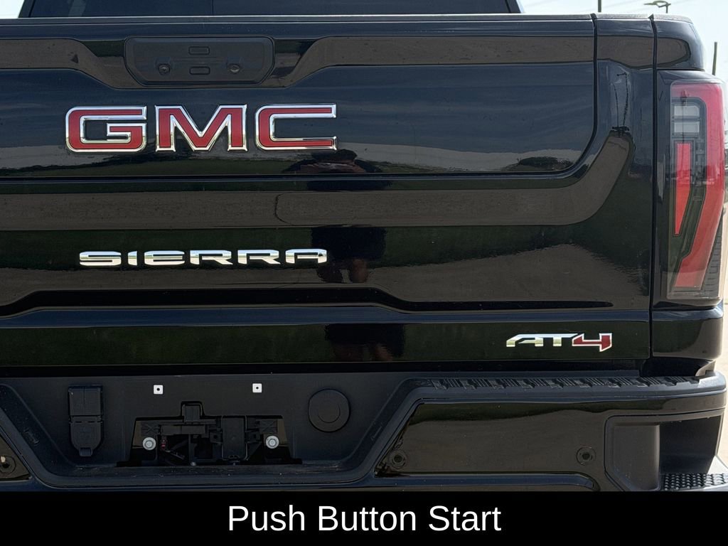 Used 2024 GMC Sierra 2500 AT4 w/ AT4 Preferred Package AWD/4WD image 9