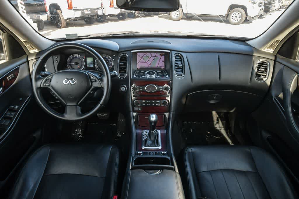 Used 2017 INFINITI QX50 2WD w/ Premium Plus Package image 14