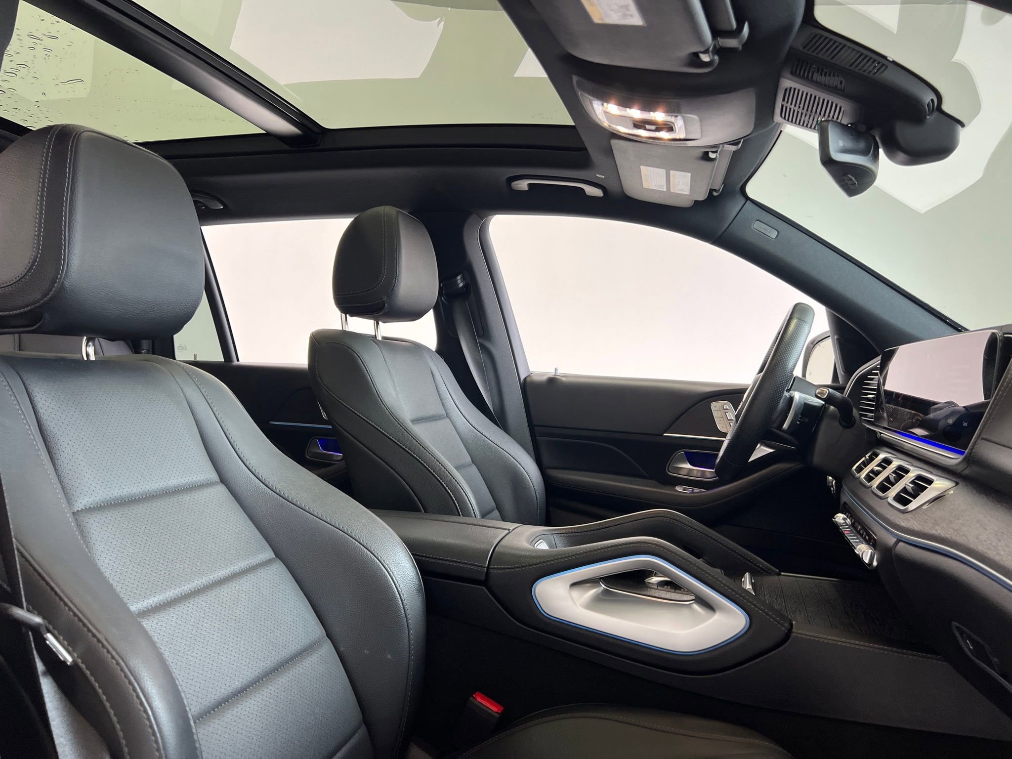 Used 2024 Mercedes-Benz GLS 450 4MATIC image 24