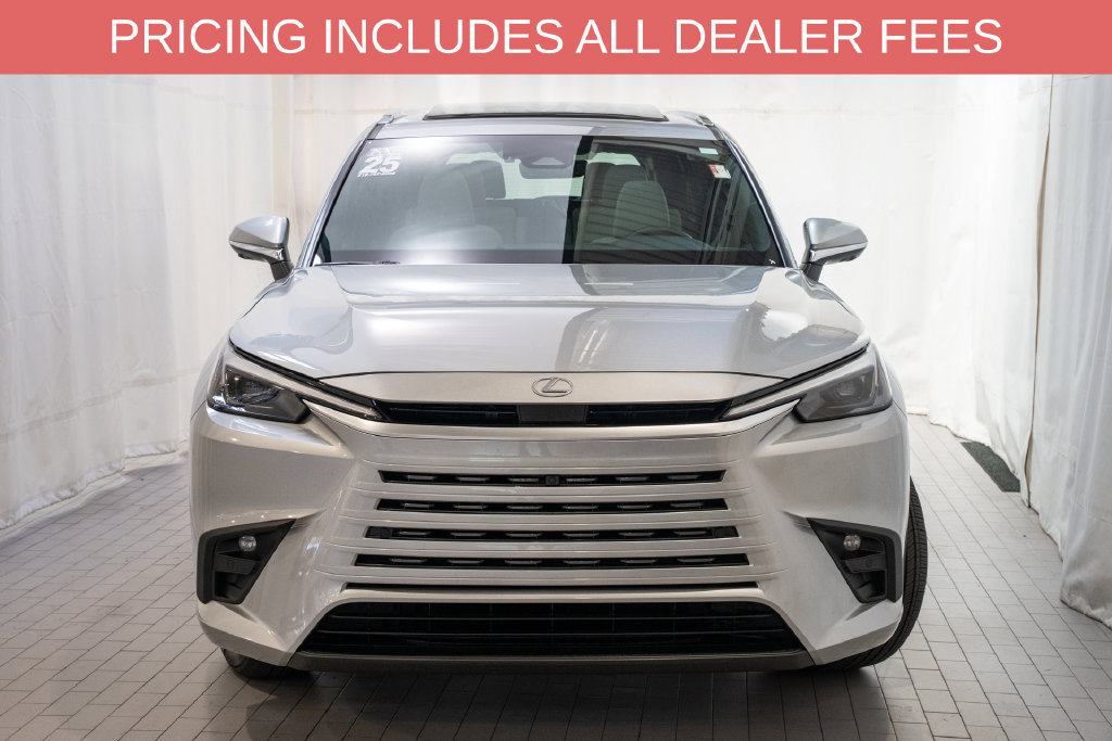 Used 2025 Lexus TX 350 AWD w/ Technology Package image 2