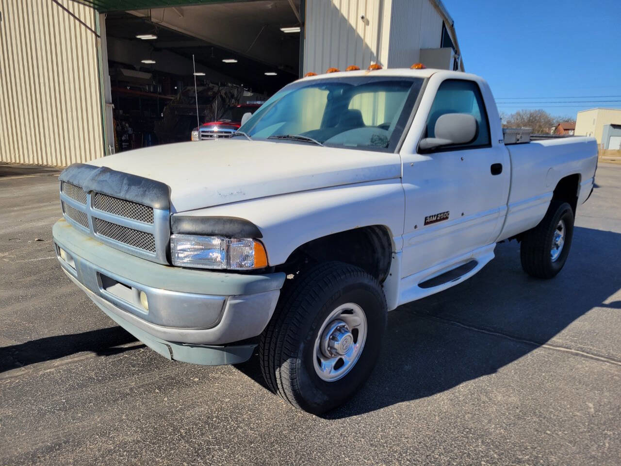 Used 1999 Dodge Ram 2500 Truck 4x4 Regular Cab image 2