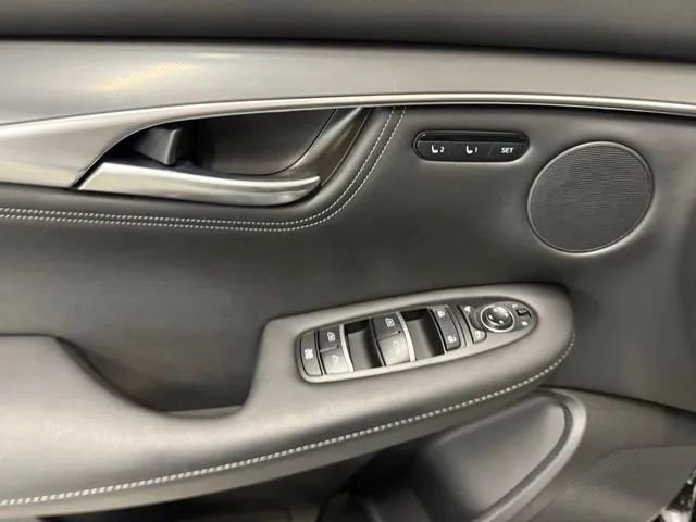 Used 2025 INFINITI QX55 Luxe image 13