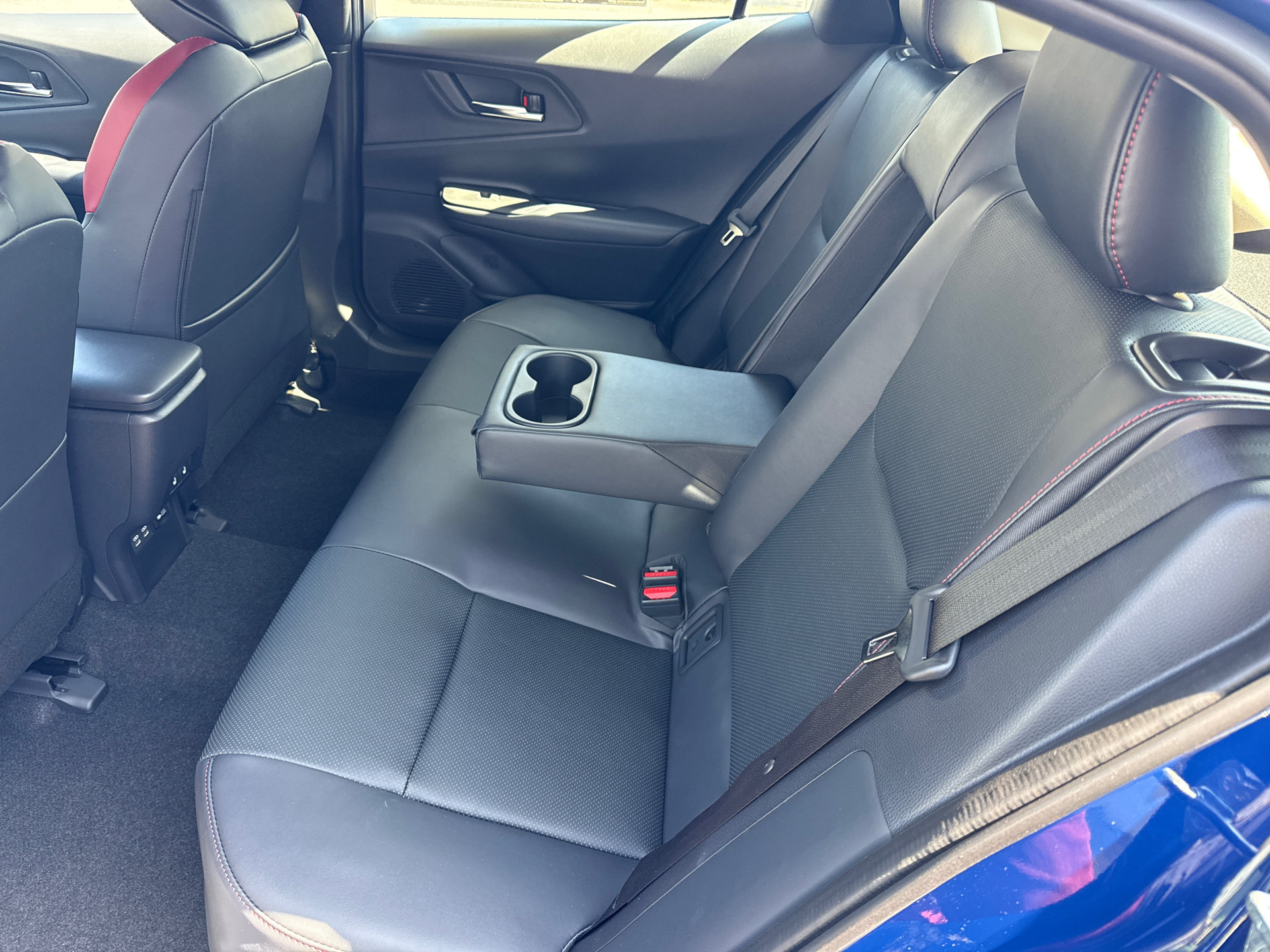 New 2026 Toyota Prius Plug-In Hybrid FWD image 17