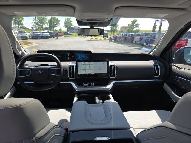 New 2026 Ford Expedition Max Platinum w/ Platinum Ultimate Package AWD/4WD image 14