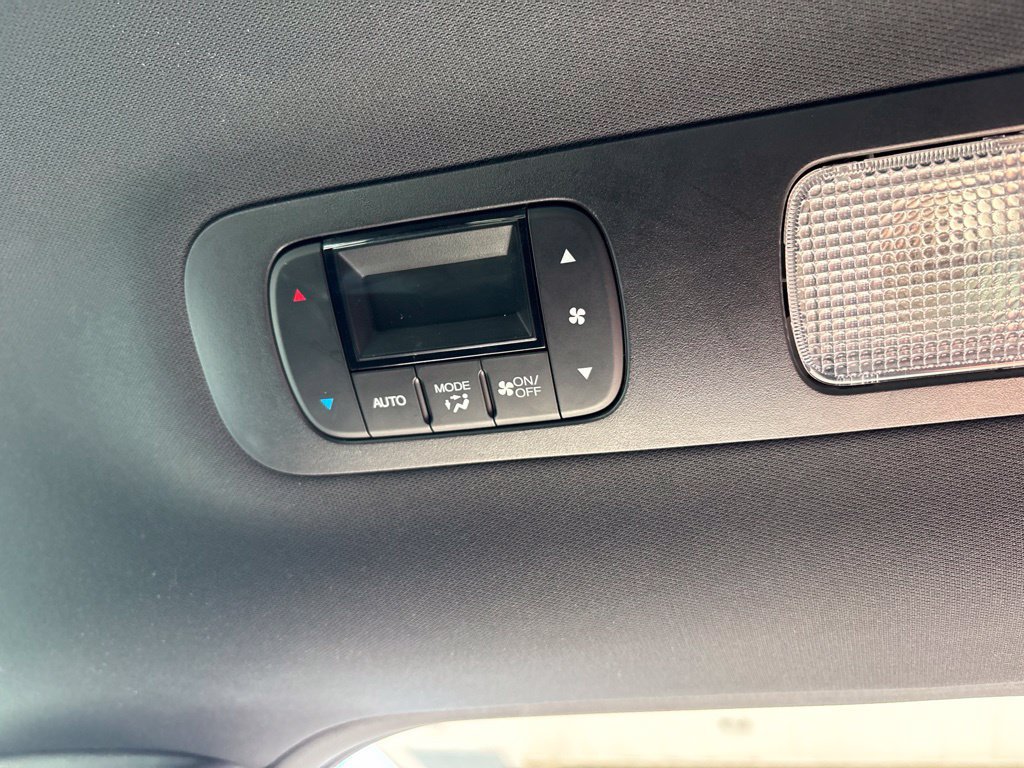Used 2025 Honda Odyssey Sport-L image 37