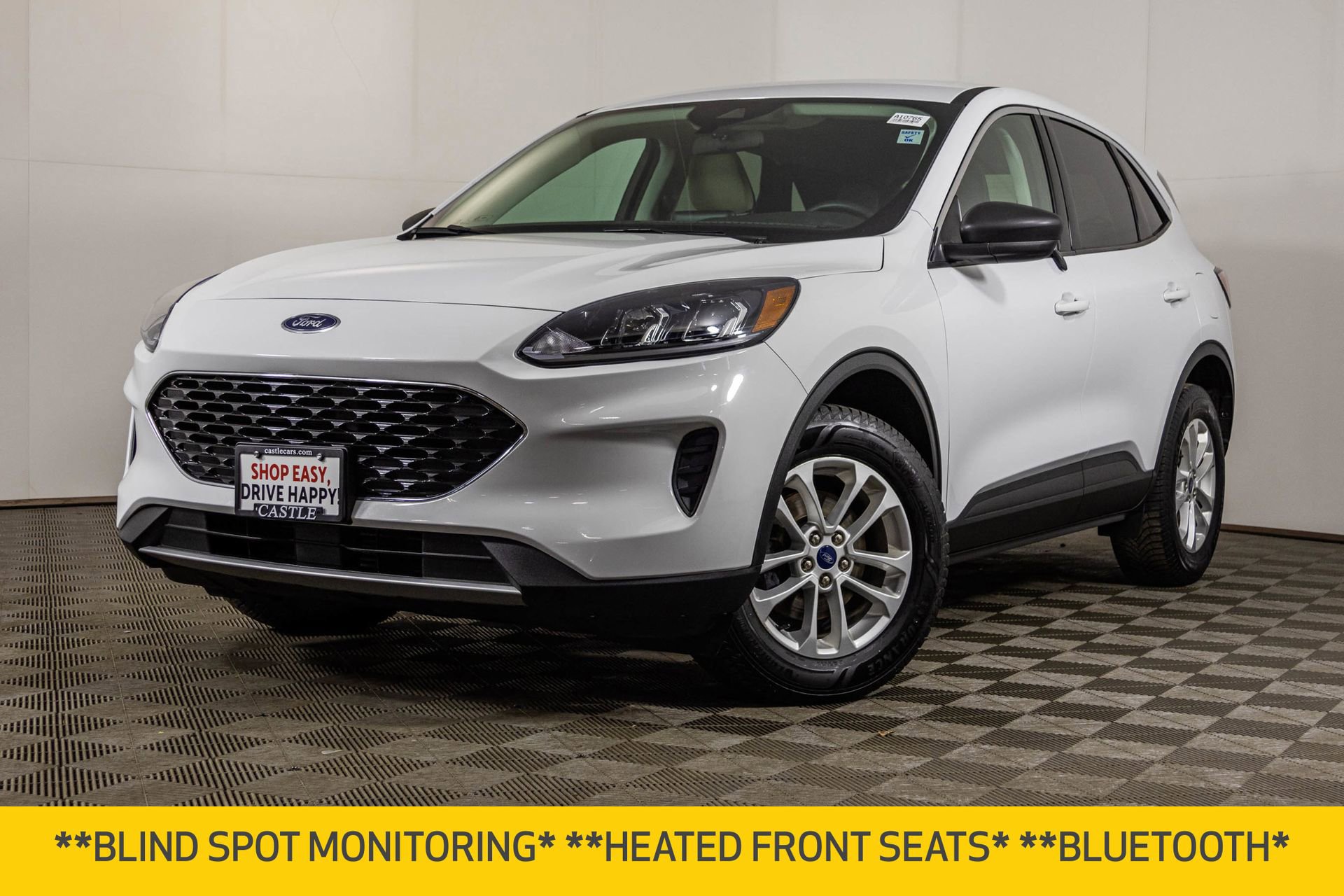 Used 2022 Ford Escape SE w/ Convenience Package image 2