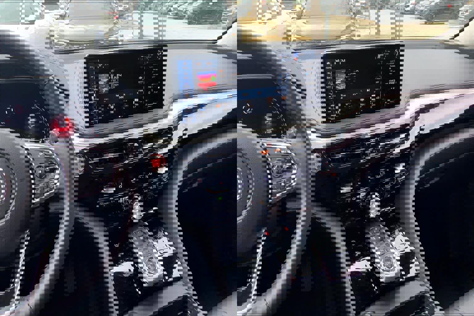 Used 2025 Acura MDX image 7