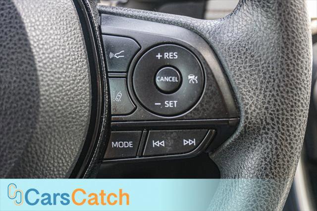 Used 2019 Toyota RAV4 XLE w/ Convenience Package FWD image 33