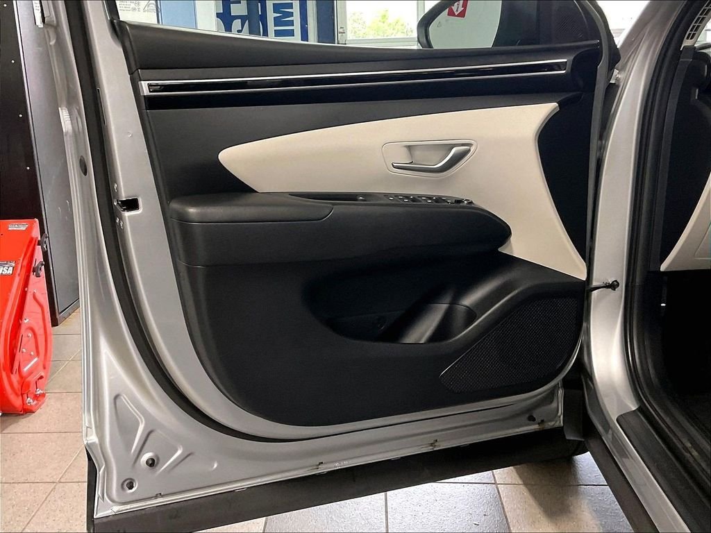 Certified 2024 Hyundai Tucson SE AWD/4WD image 9