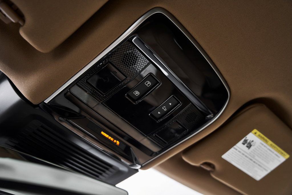 Used 2023 Land Rover Range Rover SE image 73